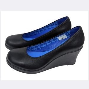 CROCS A-Leigh Wedge Pumps Closed-Toe Shoes